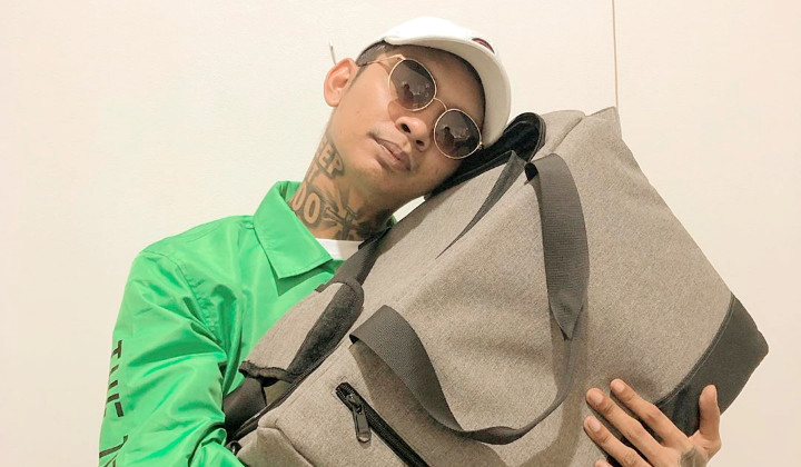 Detail Foto Young Lex Gambar Tas Sekolah Nomer 29