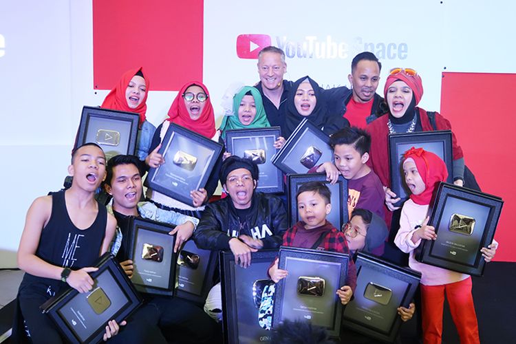 Detail Foto Youtubers Indonesia Nomer 4