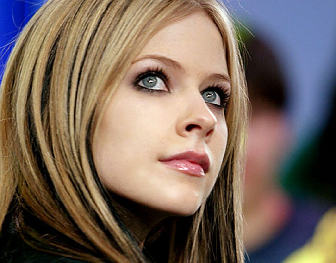 Fotos De Avril Lavigne - KibrisPDR