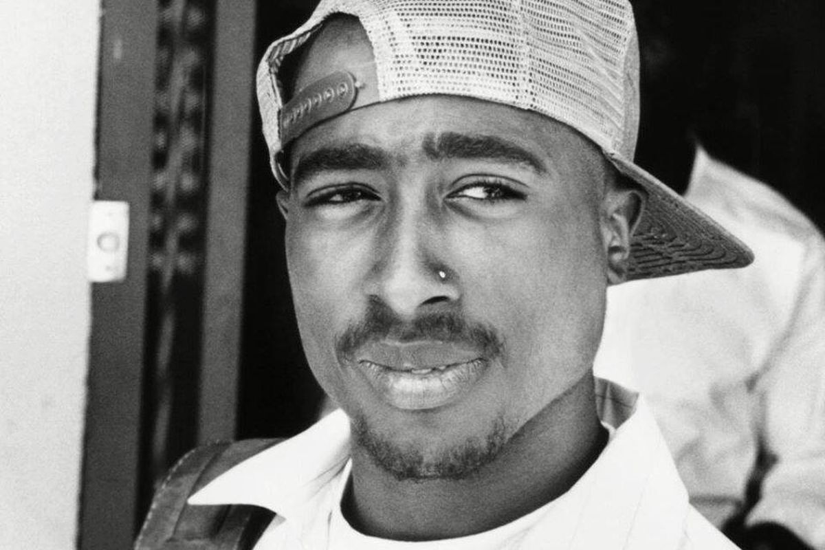 Detail Fotos De Tupac Nomer 23