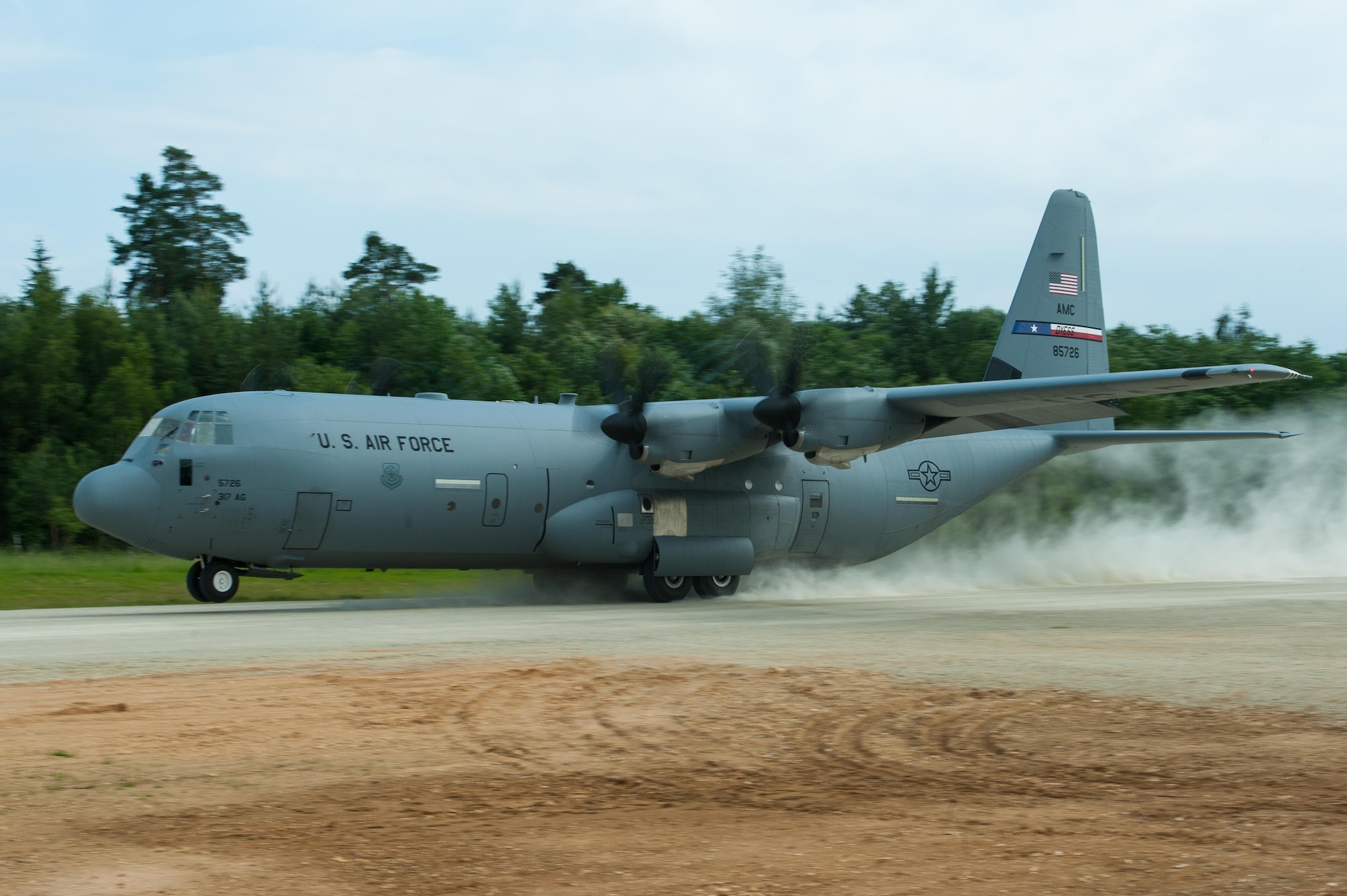 Detail Fotos Hercules C 130 Nomer 41