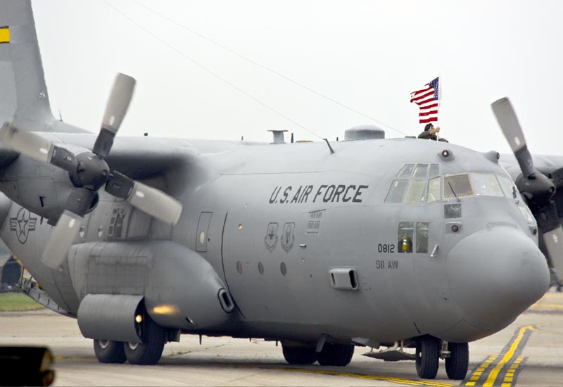 Detail Fotos Hercules C 130 Nomer 7