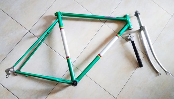 Detail Frame Sepeda Balap Bekas Nomer 4