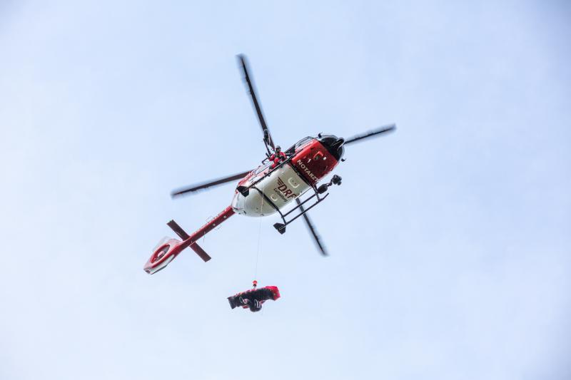 Detail Roter Hubschrauber Nomer 12