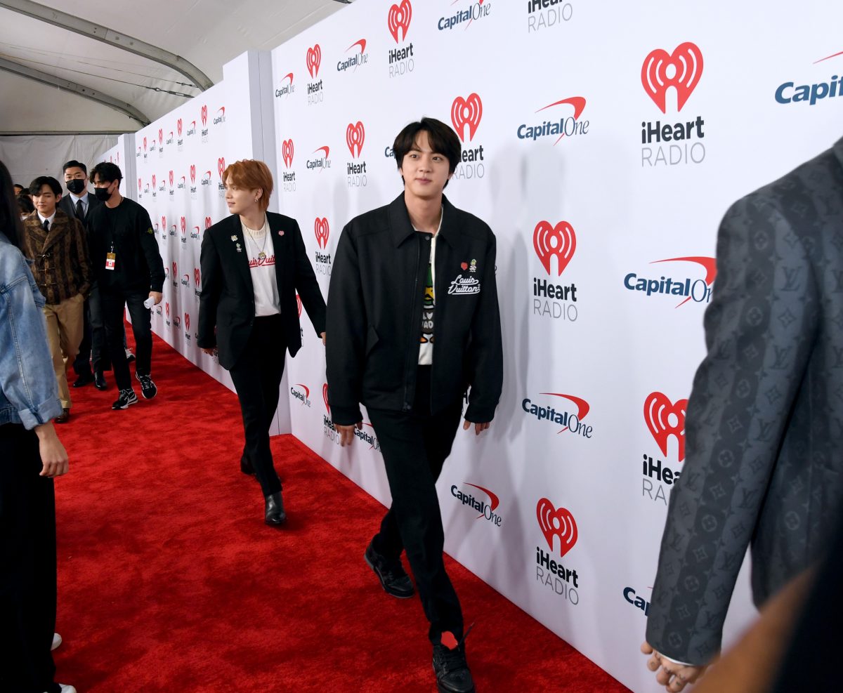 Detail Bts Gambar Bts Jin Nomer 52