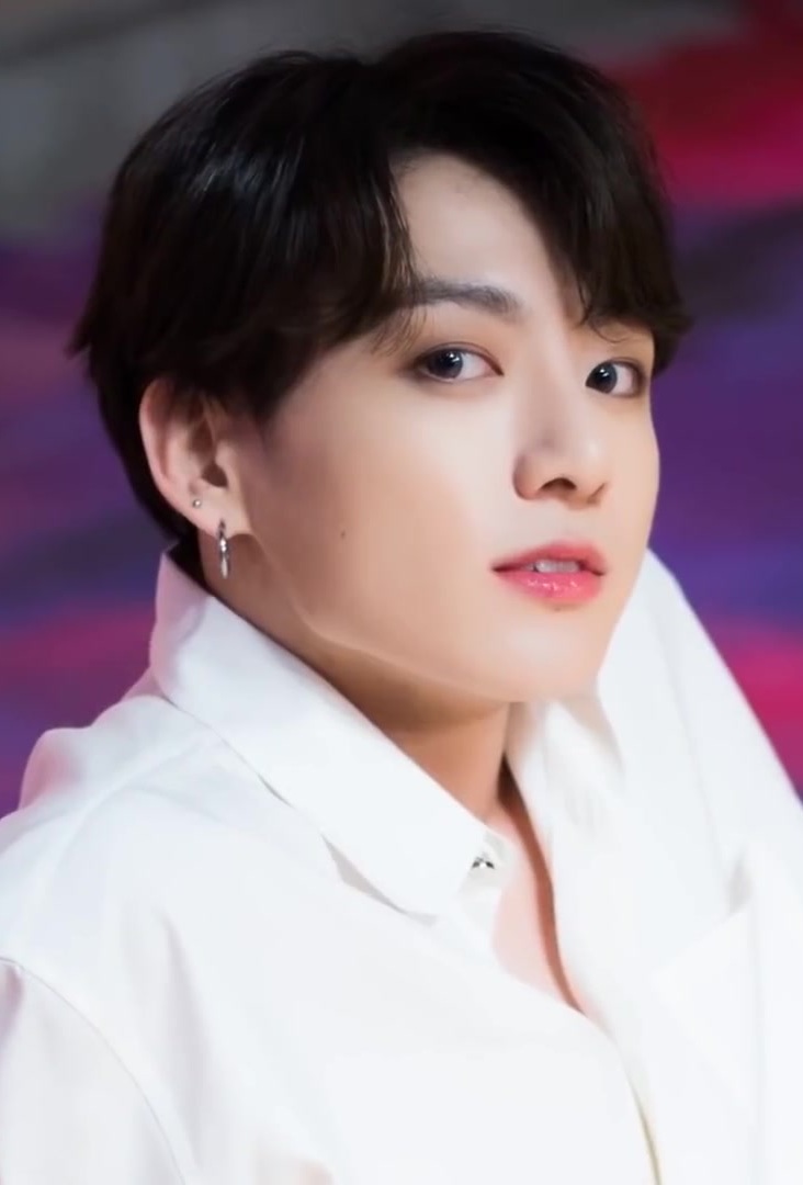 Detail Bts Jungkook Foto Nomer 11