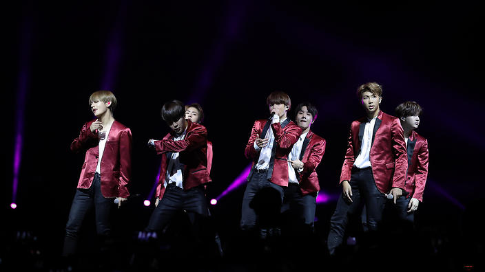 Detail Bts Live Trilogy Nomer 22