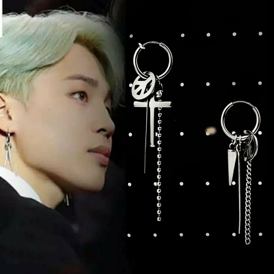 Detail Bts Pakai Kalung Salib Nomer 54