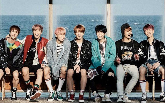 Detail Bts Photoshoot You Never Walk Alone Nomer 36