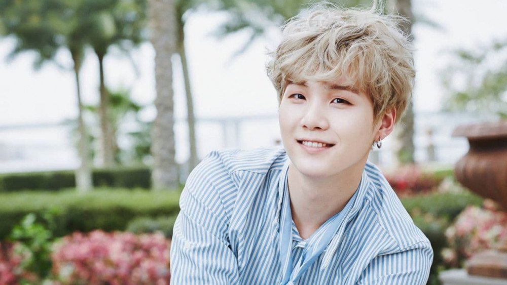 Detail Bts Suga Smile Nomer 35