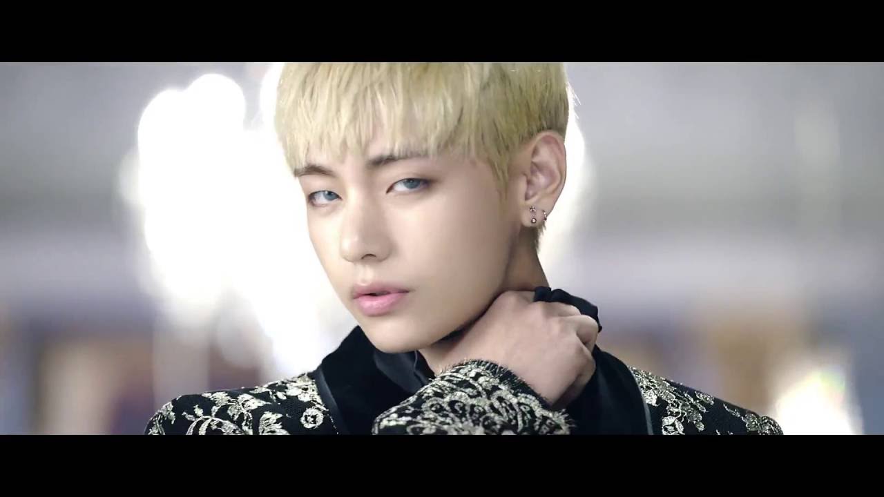 Detail Bts V Blood Sweat And Tears Nomer 18