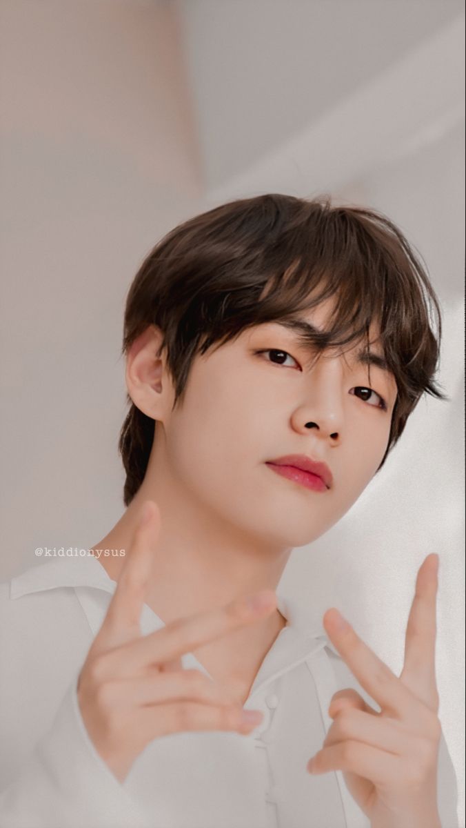 Detail Bts V Lockscreen Nomer 3