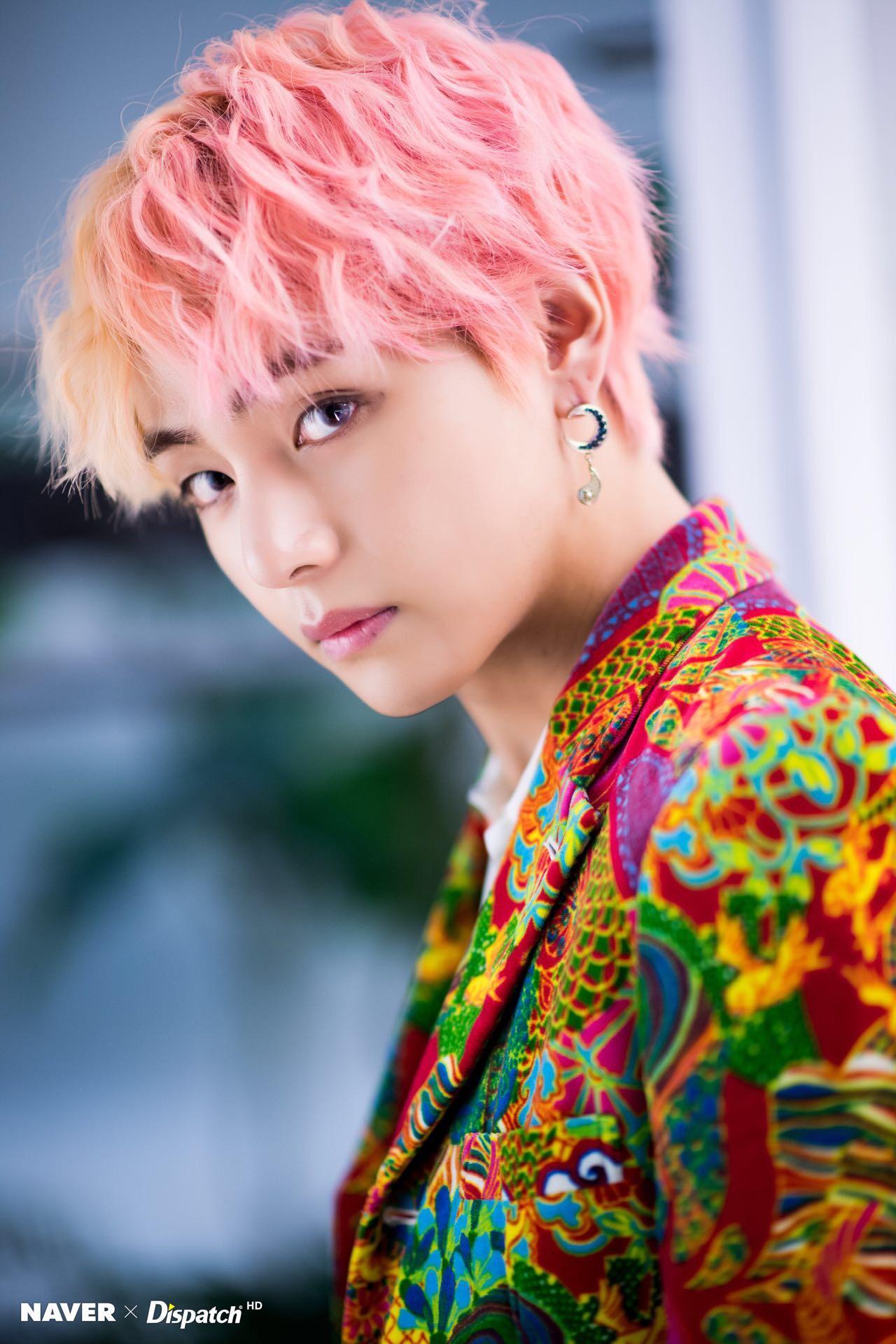 Detail Bts V Wallpaper Hd Nomer 29