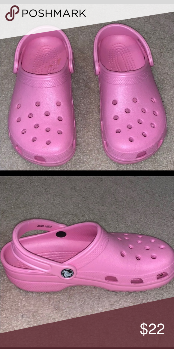 Detail Bubble Gum Crocs Nomer 3