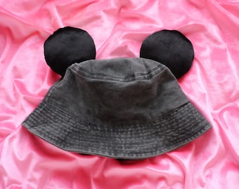 Detail Bucket Hat With Mickey Mouse Ears Nomer 37
