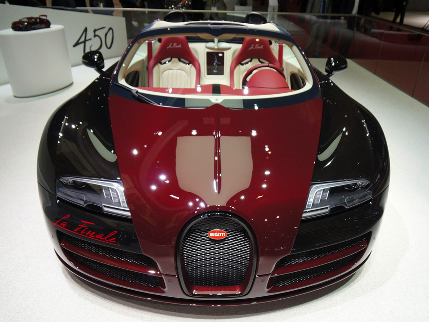 Detail Bugatti Car Image Nomer 13