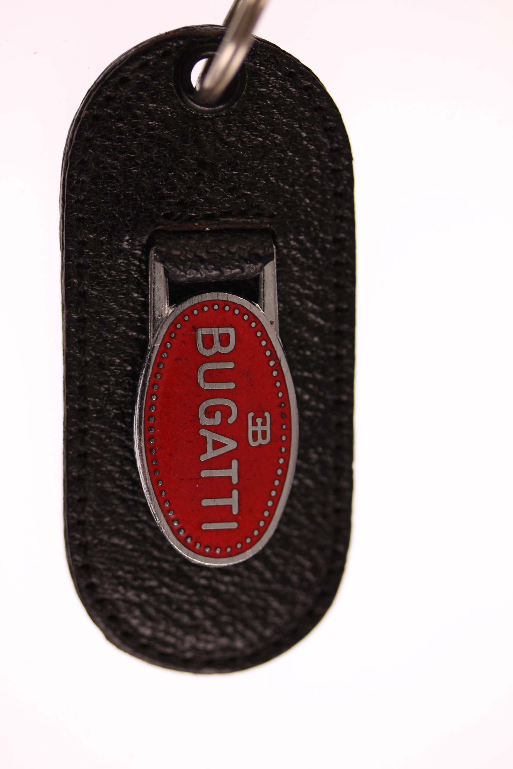 Detail Bugatti Keychain Nomer 51