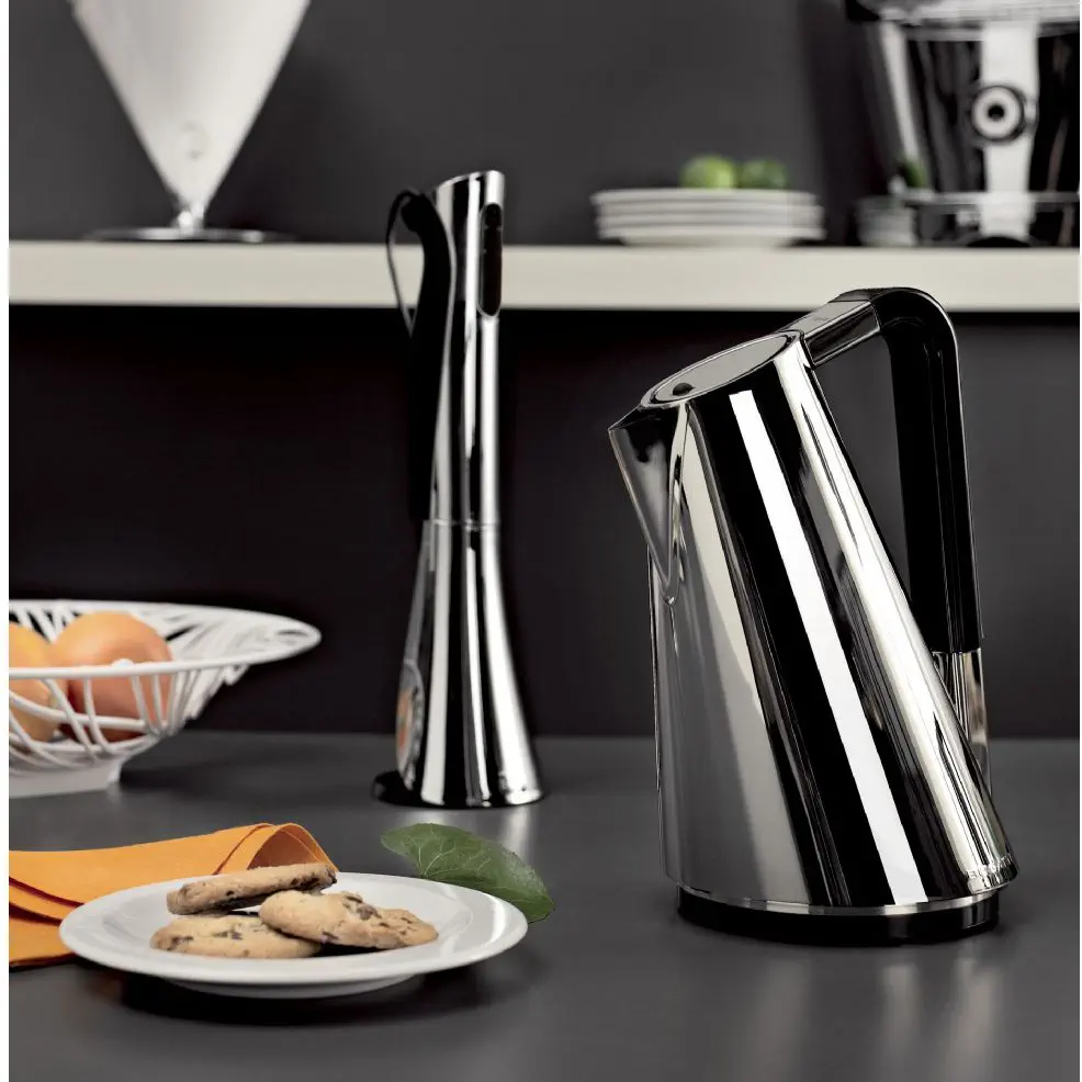 Detail Bugatti Tea Kettle Nomer 42