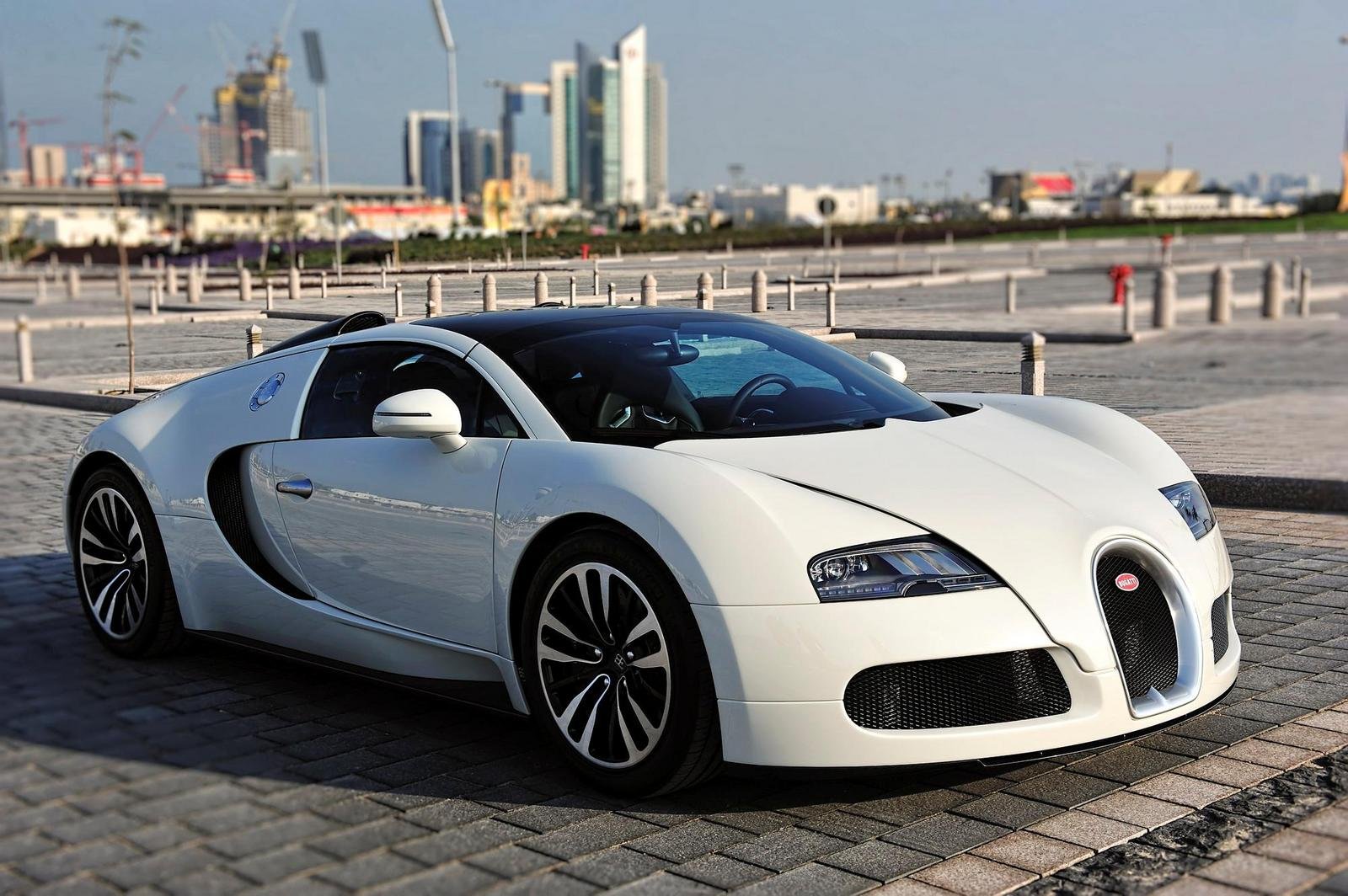 Detail Bugatti Veyron Image Nomer 23