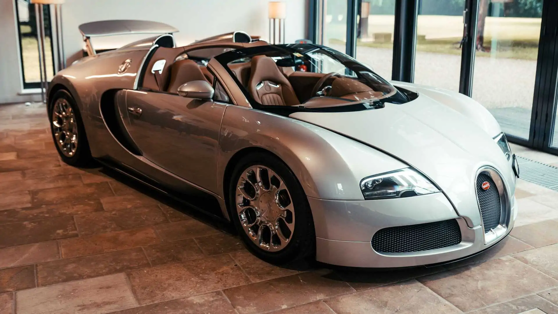 Detail Bugatti Veyron Images Nomer 6
