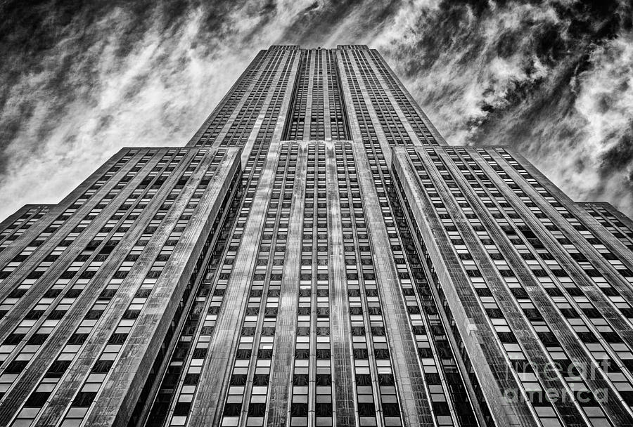Detail Building Black And White Nomer 11