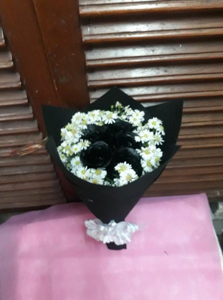 Detail Buket Bunga Mawar Hitam Nomer 14