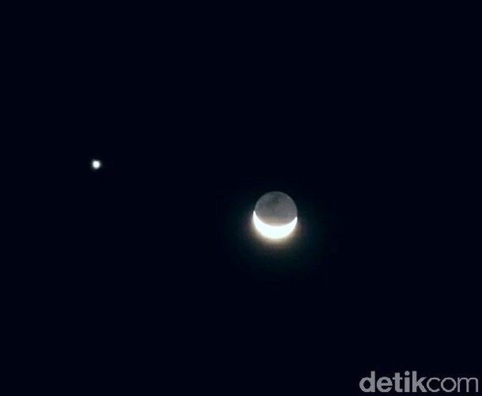 Detail Bulan Sabit Dan Bintang Nomer 24