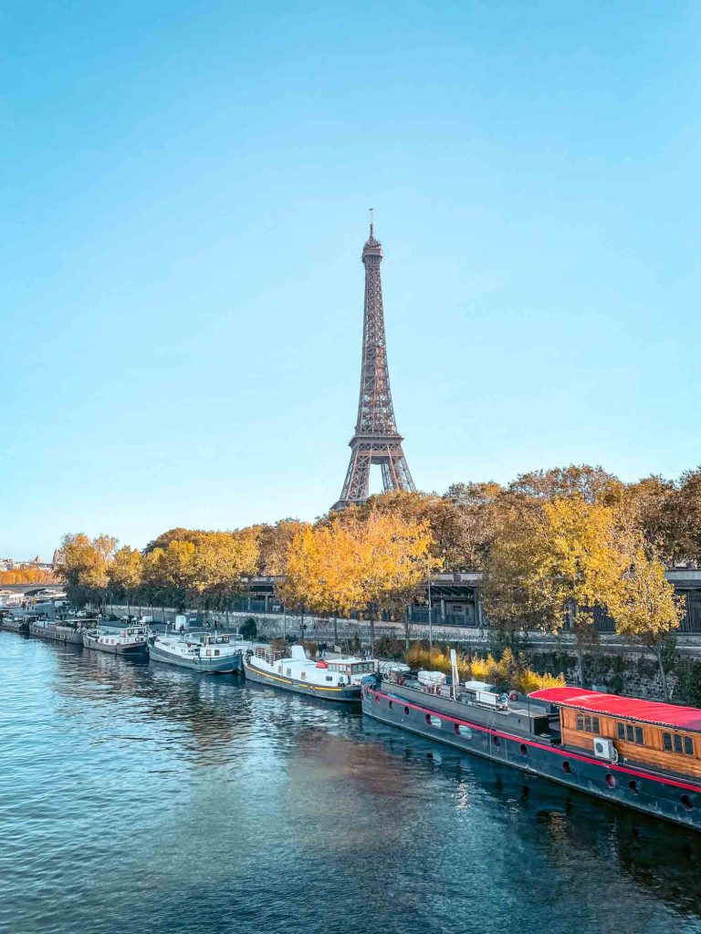 Detail Free Eiffel Tower Images Nomer 34