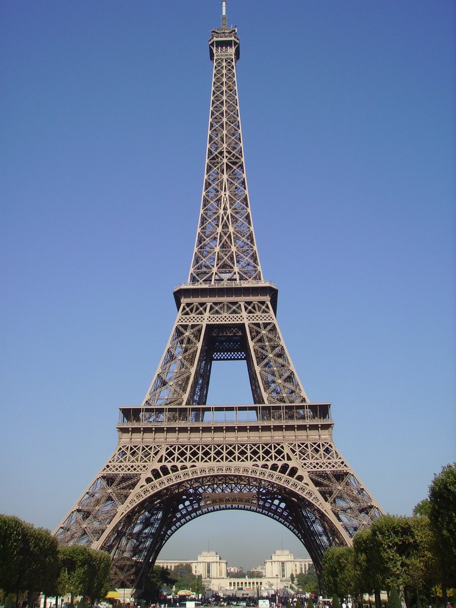 Detail Free Eiffel Tower Images Nomer 47