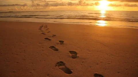 Detail Free Footprints In The Sand Images Nomer 13