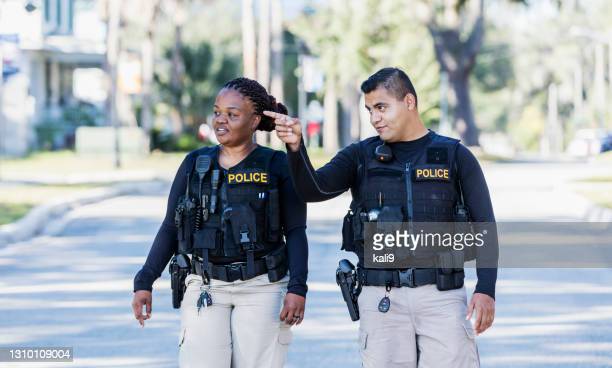 Detail Free Images Of Police Officers Nomer 50