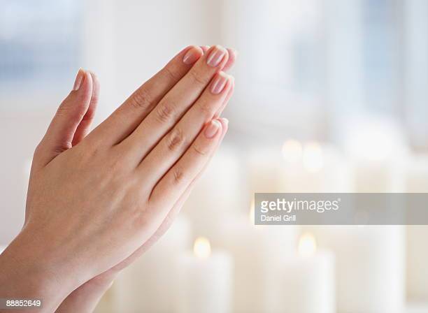 Detail Free Images Of Praying Hands Nomer 29