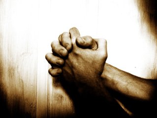 Detail Free Images Of Praying Hands Request Nomer 12