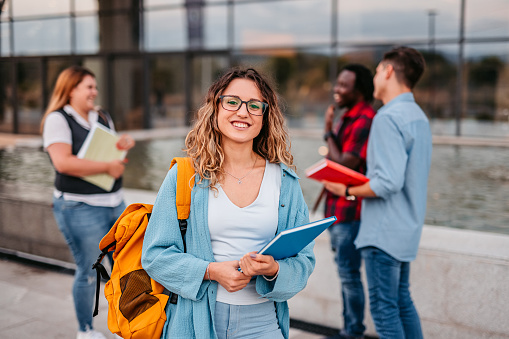 Free Images Students - KibrisPDR