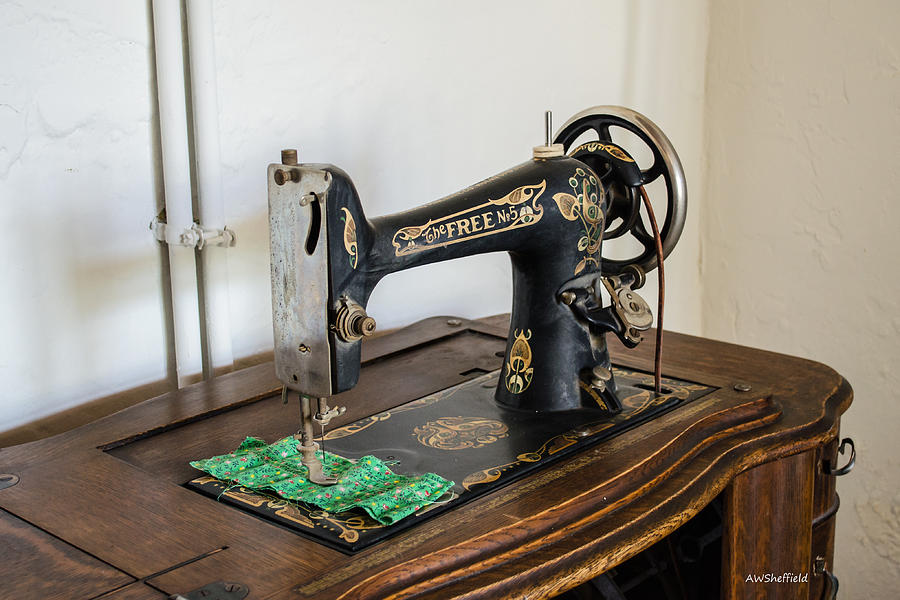 Detail Free Sewing Machine Nomer 8