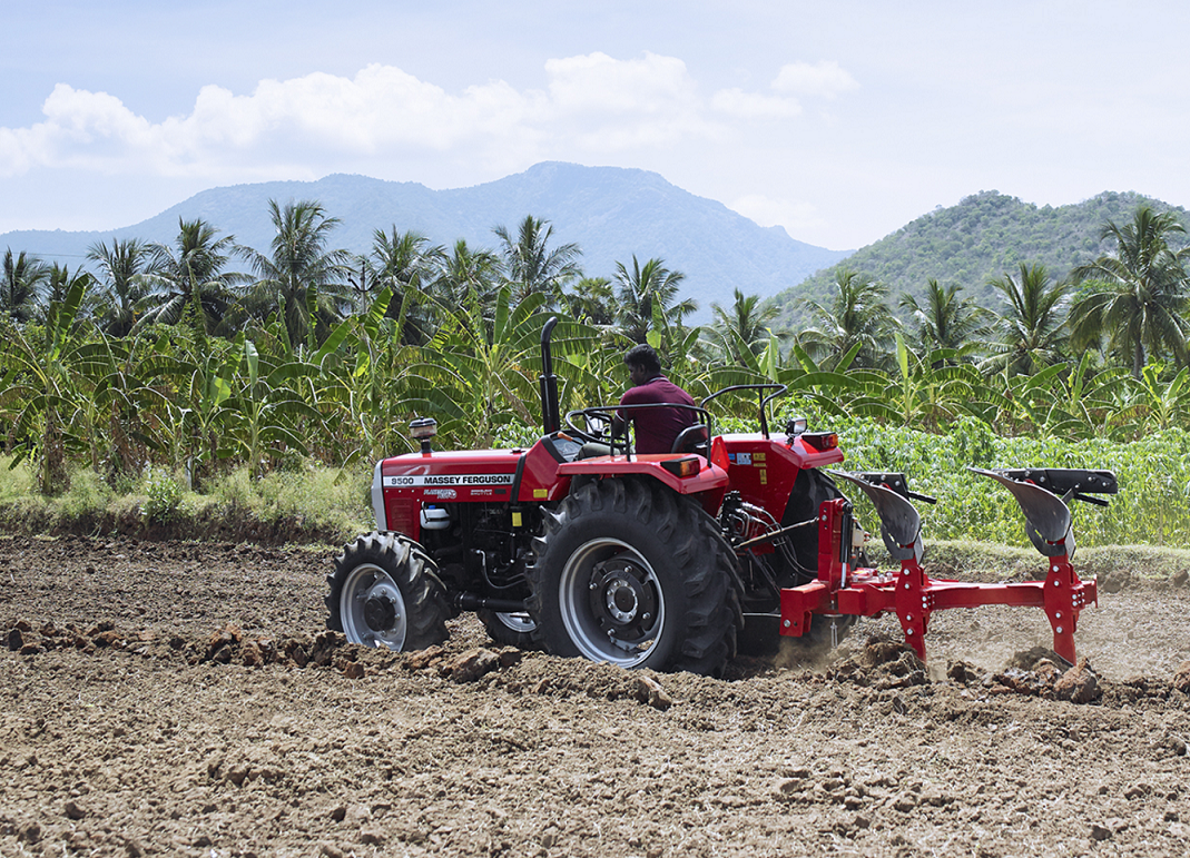 Detail Free Tractor Images Nomer 22