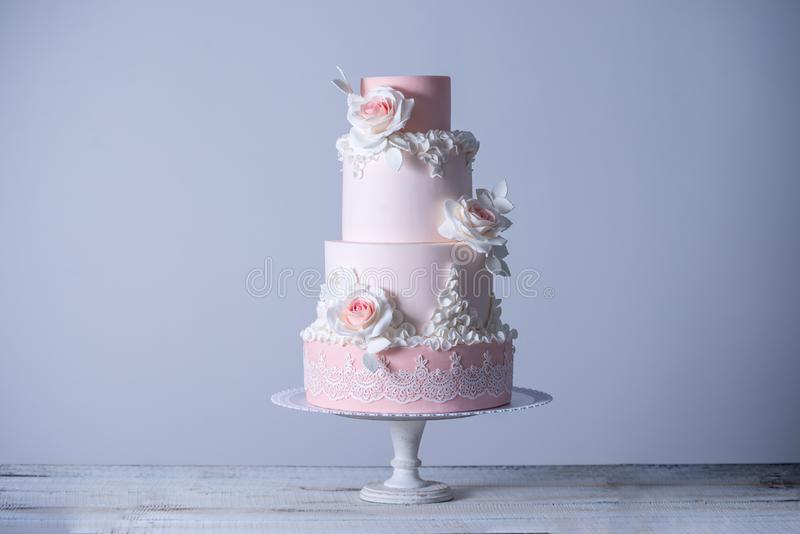 Detail Free Wedding Cake Nomer 11