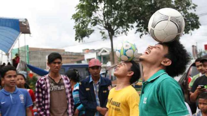 Detail Freestyle Football Terbaik Di Dunia Nomer 55