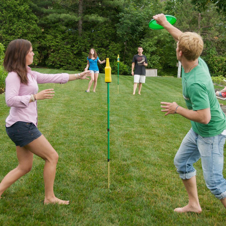 Detail Frisbee Game With Beer Bottles Nomer 4