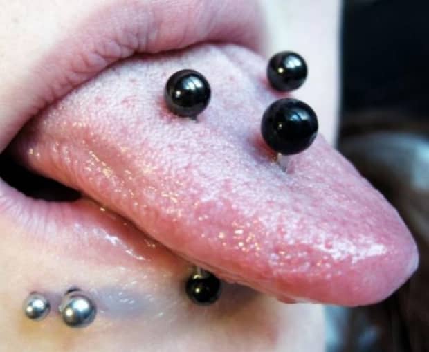 Detail Frog Eyes Tongue Piercing Jewelry Nomer 29