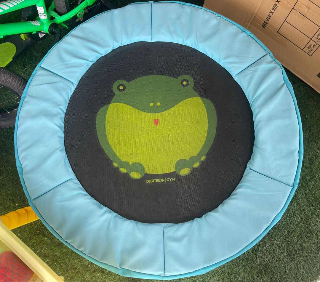 Detail Frog Trampoline Nomer 22