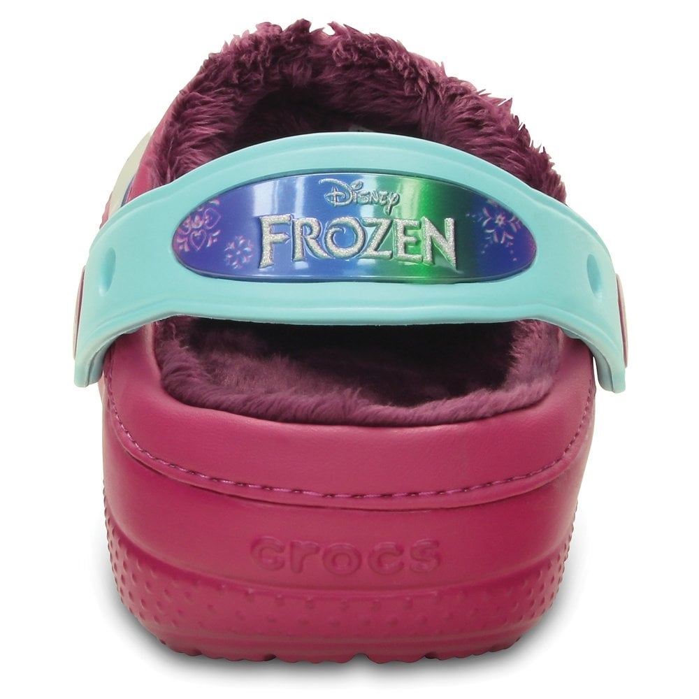 Detail Frozen Crocs With Fur Nomer 24