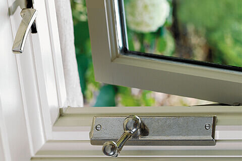 Detail Full Open Window Nomer 21