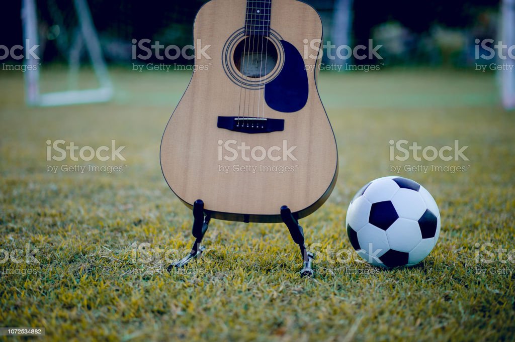 Detail Futsal Wallpaper Gitar Gambar Kartun Gitar Nomer 31