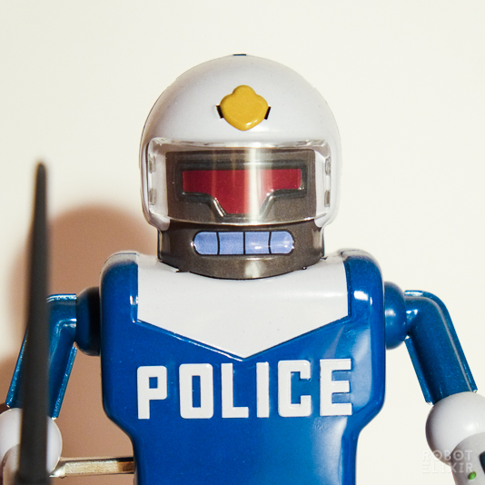 Detail Futurama Police Robot Nomer 13