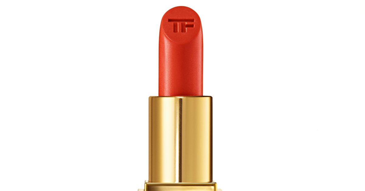 Detail Kourtney K Lipstick Nomer 16