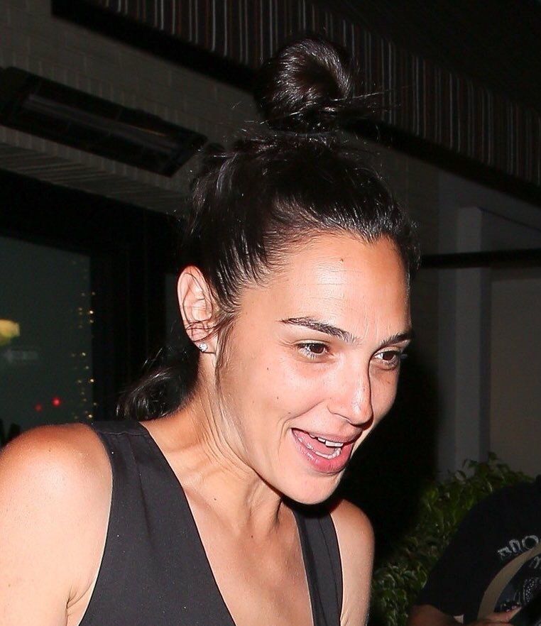 Detail Gal Gadot Without Makeup Nomer 9