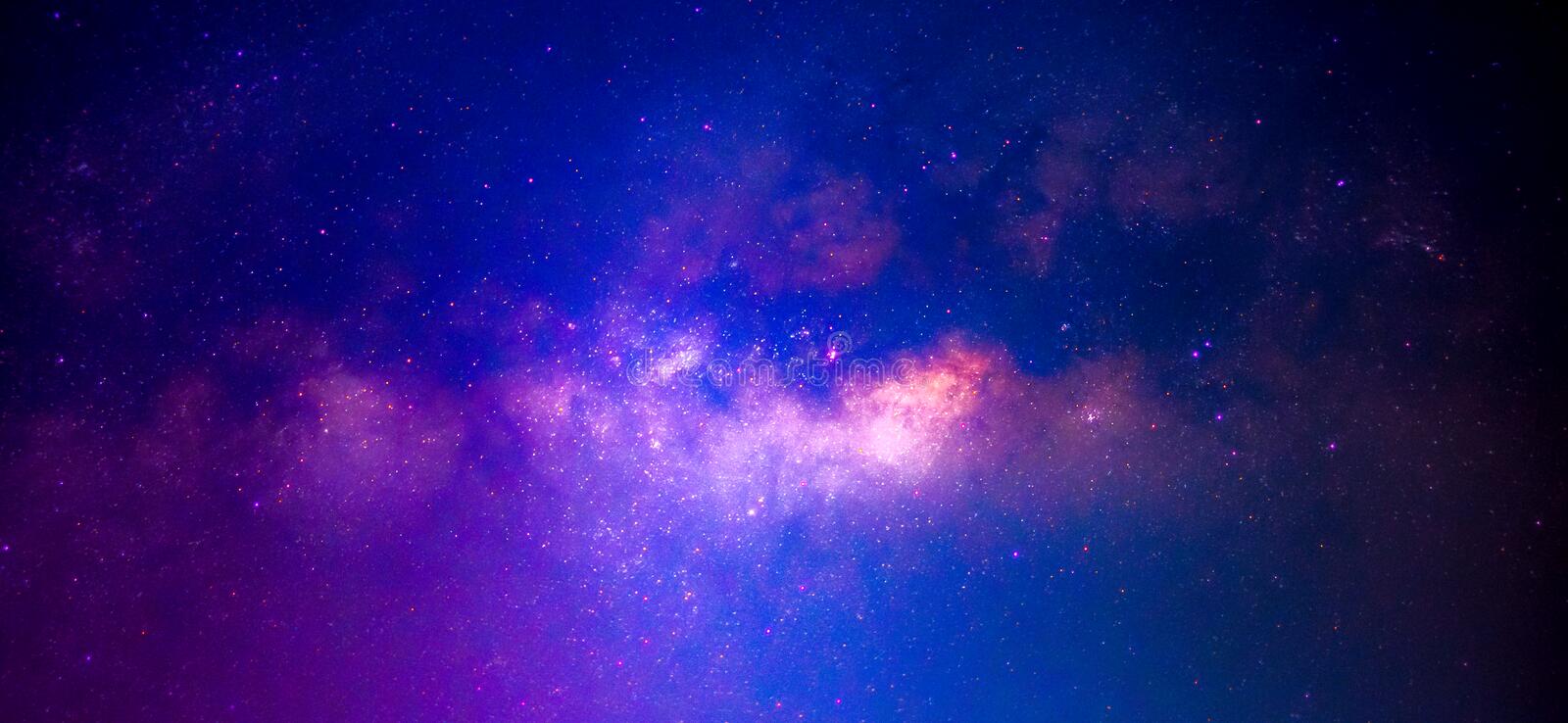 Detail Galaxy Sky Background Nomer 13