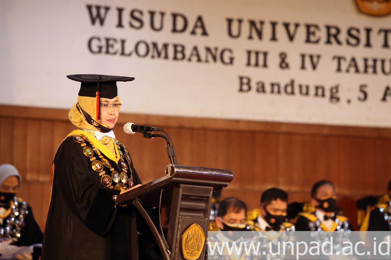 Detail Galeri Foto Wisuda Unpad Nomer 22