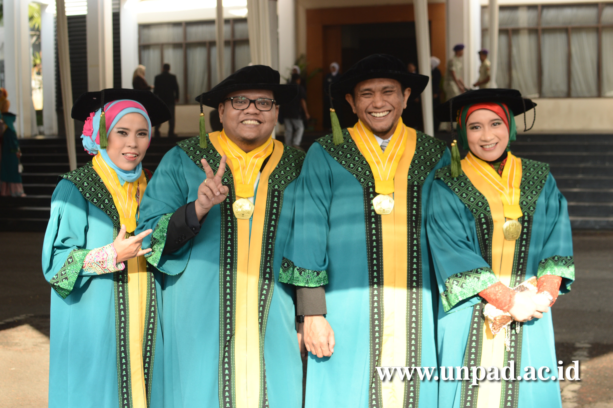 Detail Galeri Foto Wisuda Unpad Nomer 29